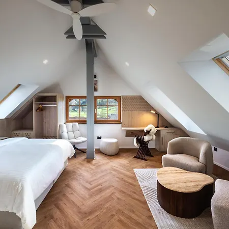 Julian Alps ホテル 4*