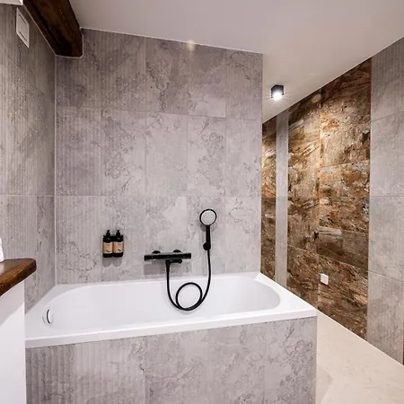 Julian Alps 지고르니예 고르예