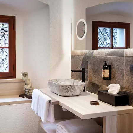 Julian Alps 호텔 4*