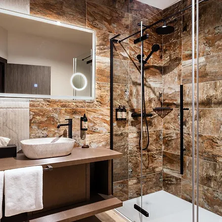 ホテル Julian Alps