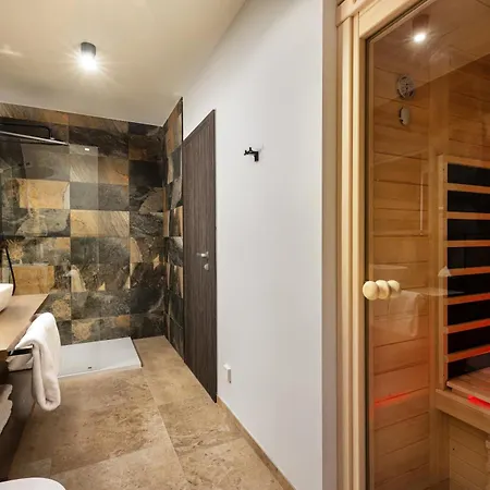 ホテル Julian Alps 4*