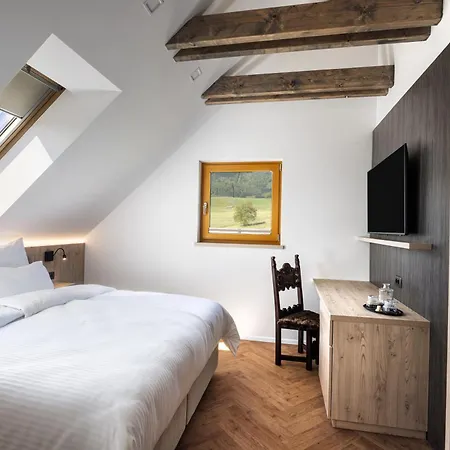 Julian Alps 호텔 지고르니예 고르예