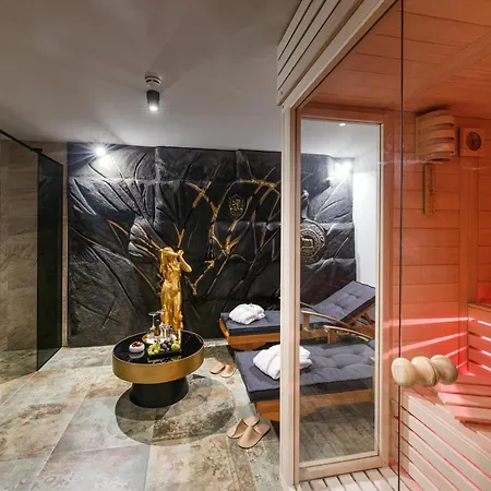 Ξενοδοχείο Julian Alps 4*