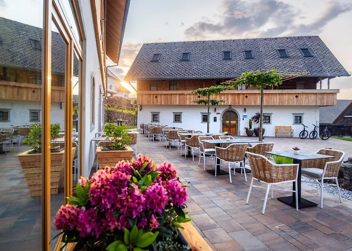 Hotell Julian Alps Zgornje Gorje